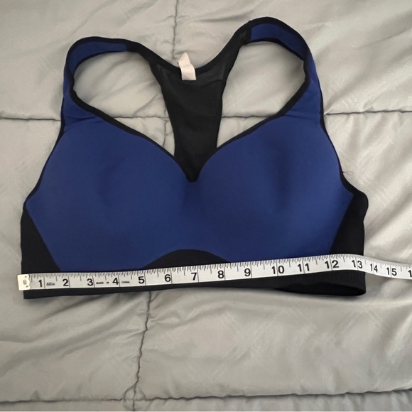 Blue Under Armour Sport Bra Size 36C - Picture 4 of 5